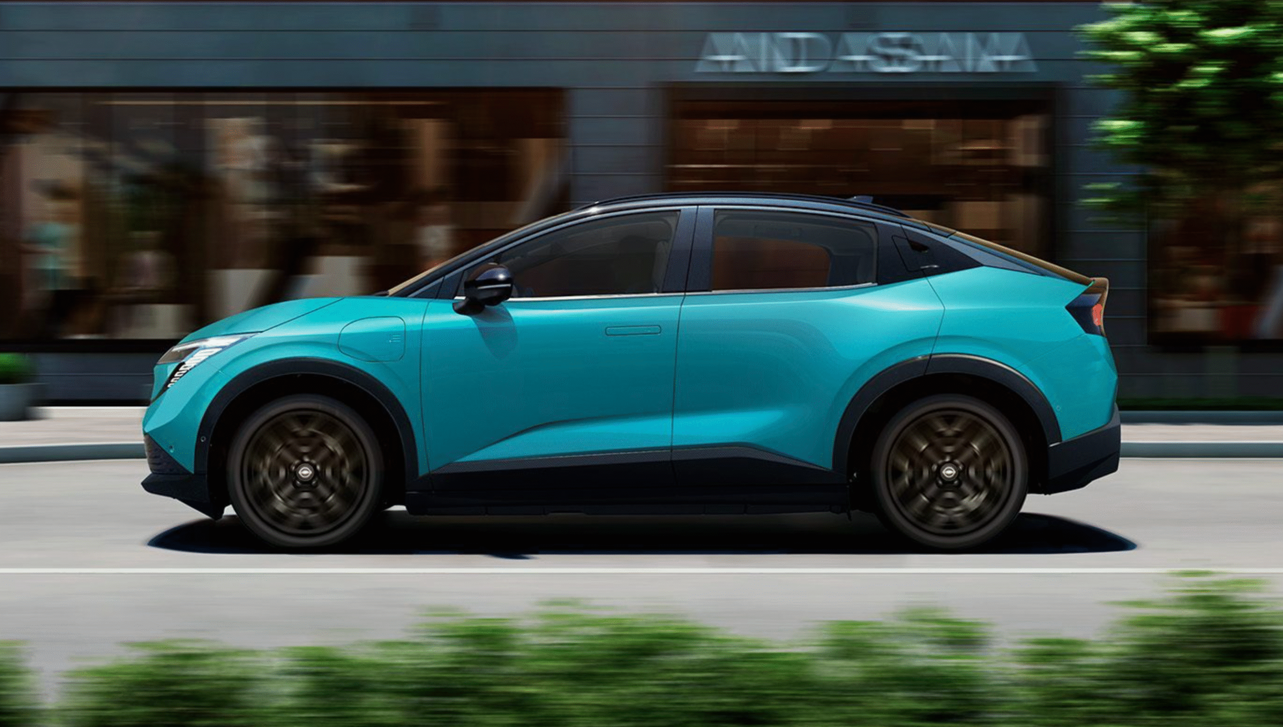 徹底解説】新型リーフの航続距離702kmの実力とは？奈良での試乗・展示